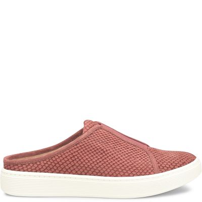 Beekon shown in Rustic Red (Red)