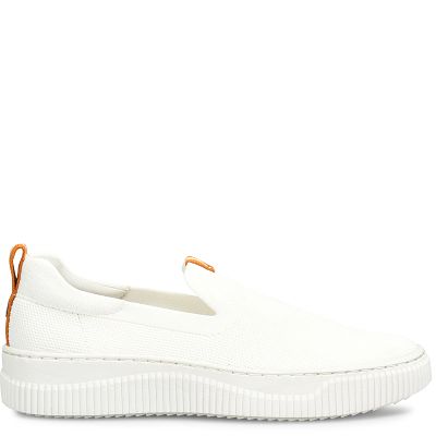 Frayda shown in White (White)