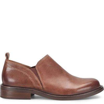 Naisbury II shown in Cafe (Brown)