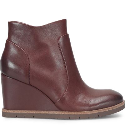 Maguire shown in Bourbon Red (Red)