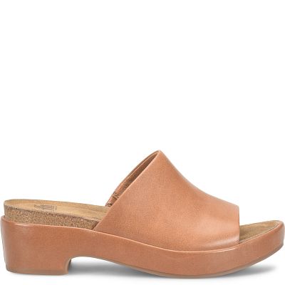 Cass shown in Sand (Tan)